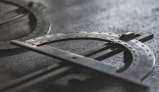 為什么說電子商務(wù)系統(tǒng)更適合中小型企業(yè)選擇呢？